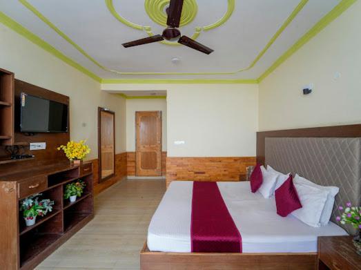Matri Chhaya Hotel - Manali (Himachal Pradesh) — Photos 2